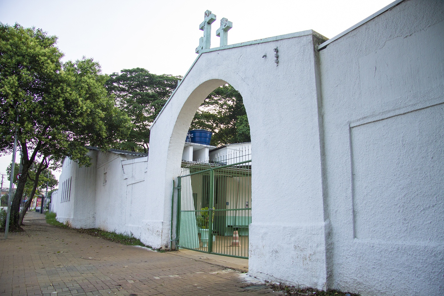 Entrega de Coroas de Flores para o cemitério: Cemitério Vila Formosa